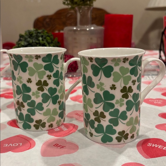 4 Stechcol Gracie Bone China Shamrock Mugs - Picture 6 of 7